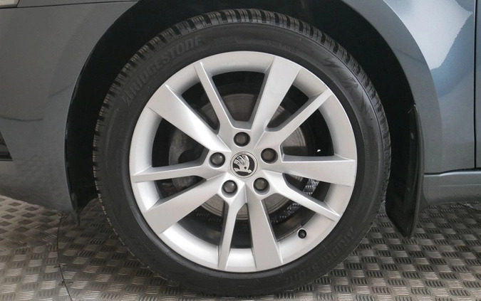 Skoda Octavia cena 71899 przebieg: 65248, rok produkcji 2019 z Warszawa małe 211